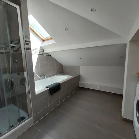 Appartement Sur Pompidou - *